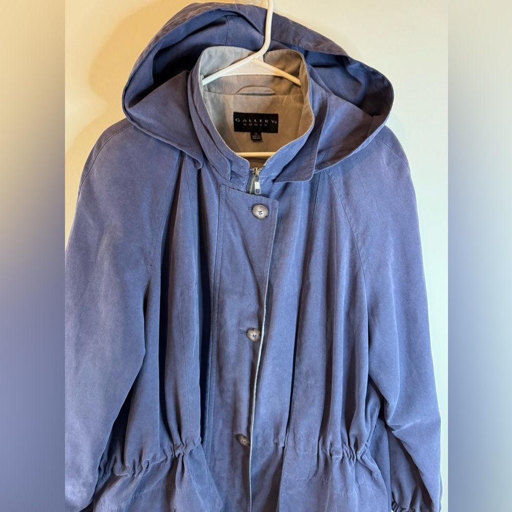 Gallery Woman Periwinkle Blue Hooded Mid-Weight Coat Size 1X - Picture 2 of 9